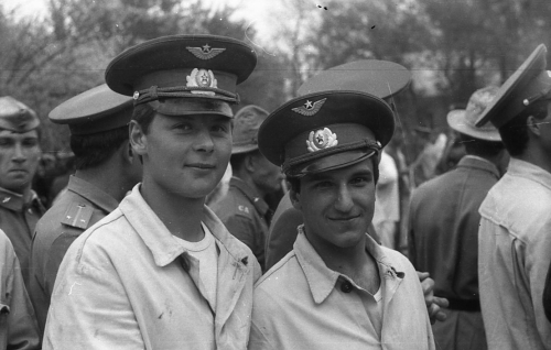 Soviet Su-17M3 Fitter-H bomber crew in Turkestan Military District