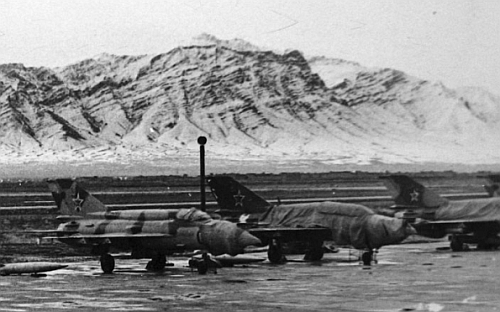 The 27th Guard Fighter Air Regiments MiG-21bis Fishbed-L in Bagram airport Afganistan. Photo: Igor Bubin