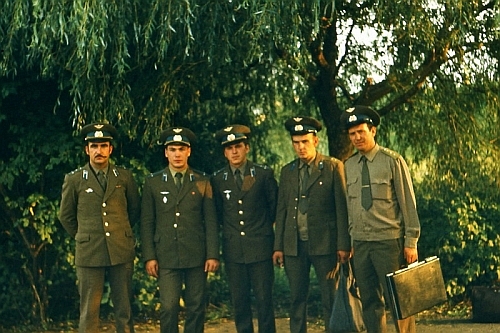 Soviet Tactical Air Force's 7th Bomber Air Regiment, Starokonstaninov ground crew 